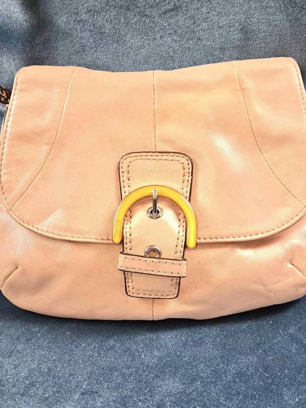 Coach Soho Leather Sling Crossbody Flap Pale Shimmer Pink Y2K